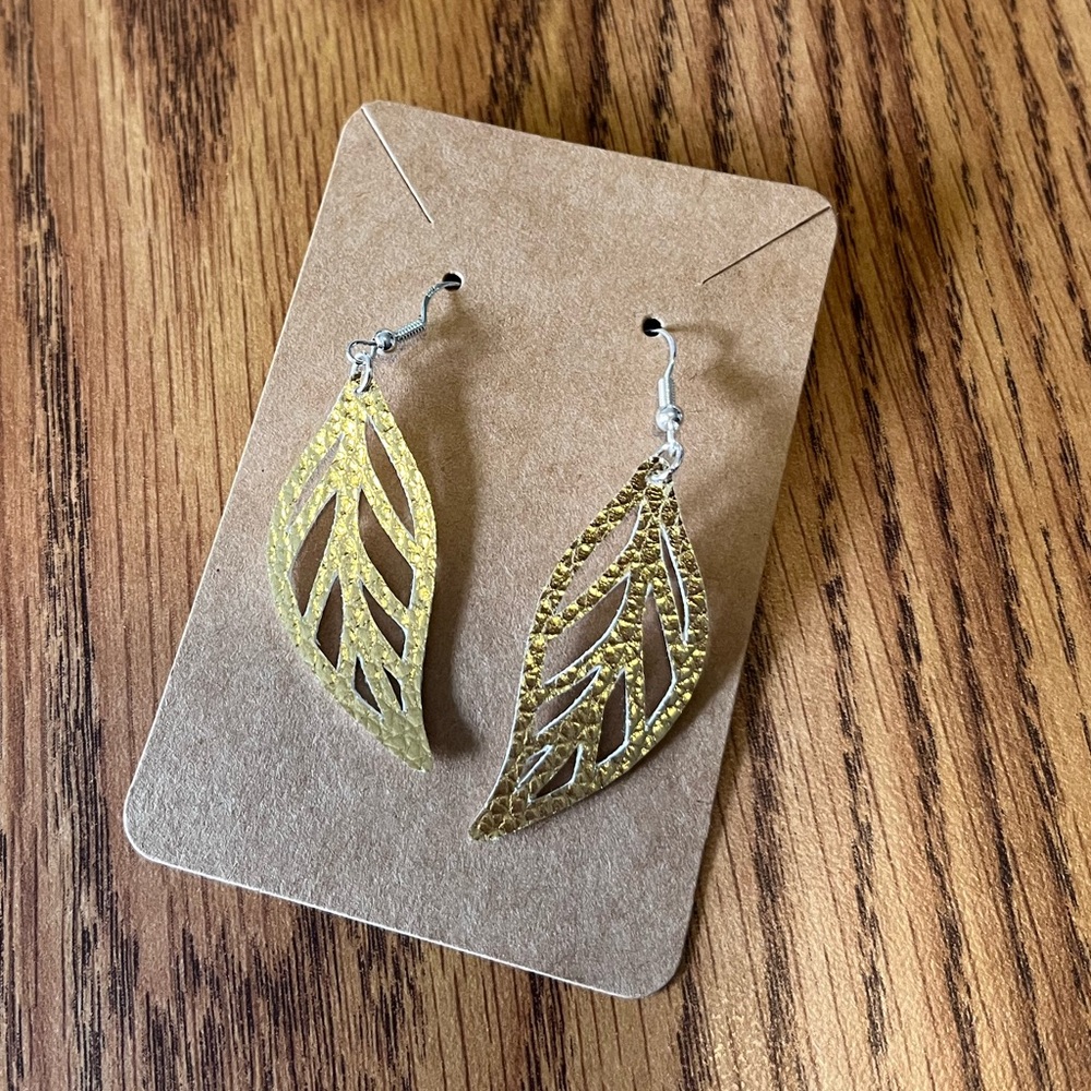 Elegant Gold Leaf Earrings